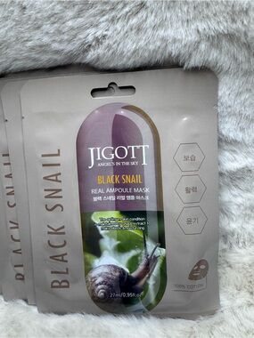 JIGOTT Black Snail Real Ampoule Mask - Beige & Purple 5 Mask